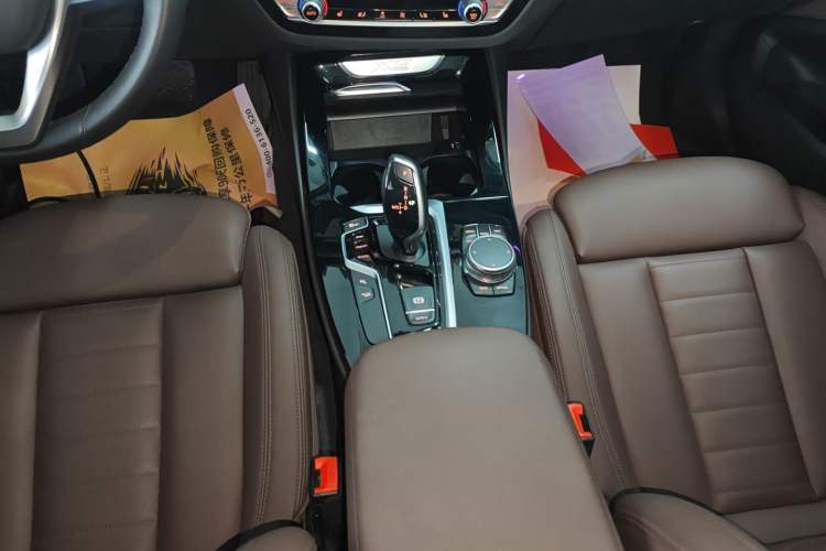 Used BMW X3 2021 xDrive25i Luxury Package Gear Lever