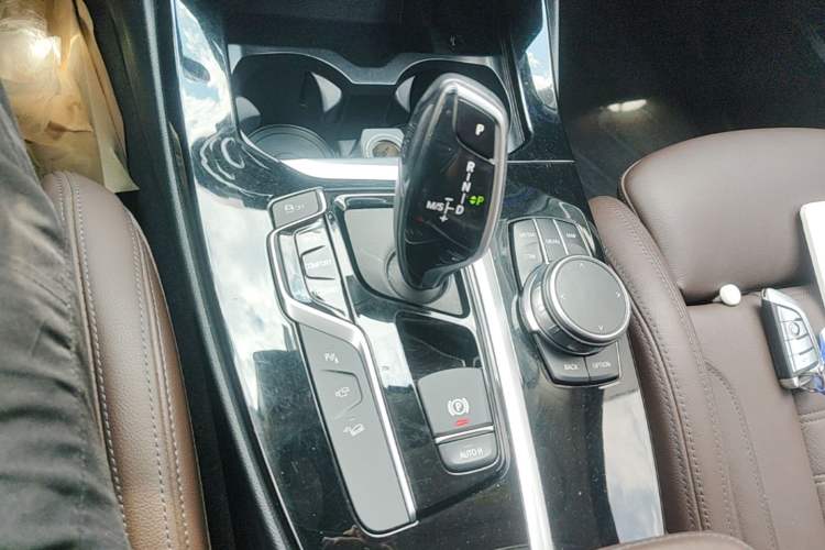 Used BMW X3 2021 Restyled xDrive30i Leading Edition M Sport Package Gear Lever