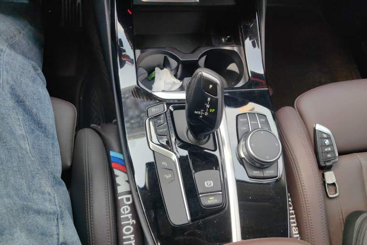Used BMW X3 2021 xDrive28i Luxury Package Gear Lever