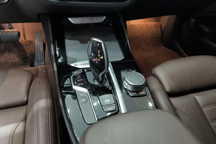Used BMW X3 2021 Facelift xDrive28i M Sport Package Gear Lever