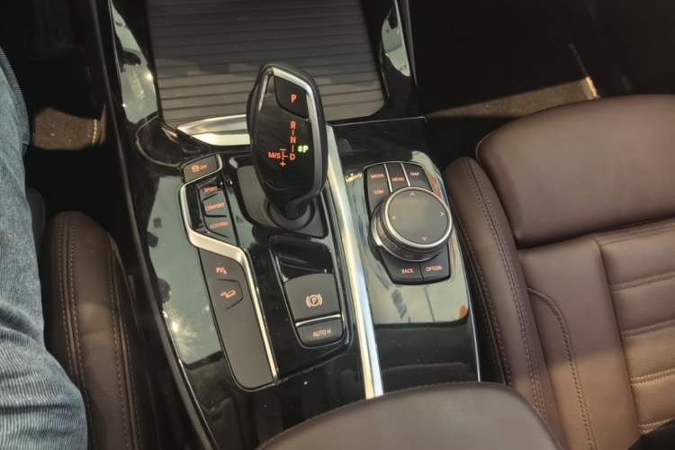 Used BMW X3 2021 xDrive28i Luxury Package Gear Lever