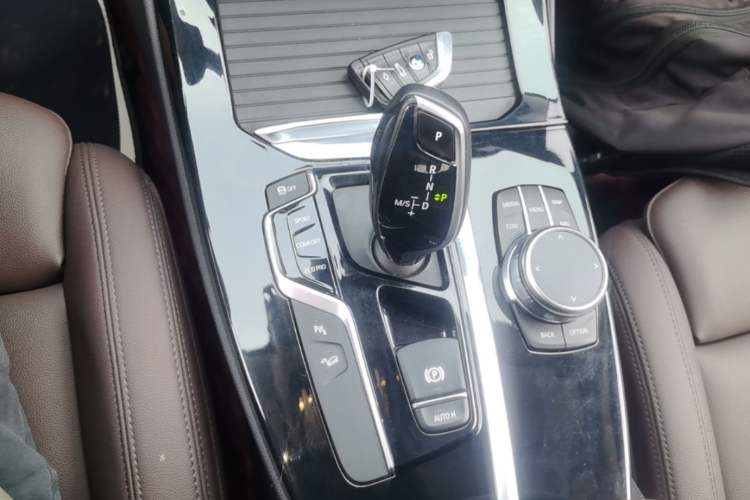 Used BMW X3 2021 Facelift xDrive28i Luxury Package Gear Lever
