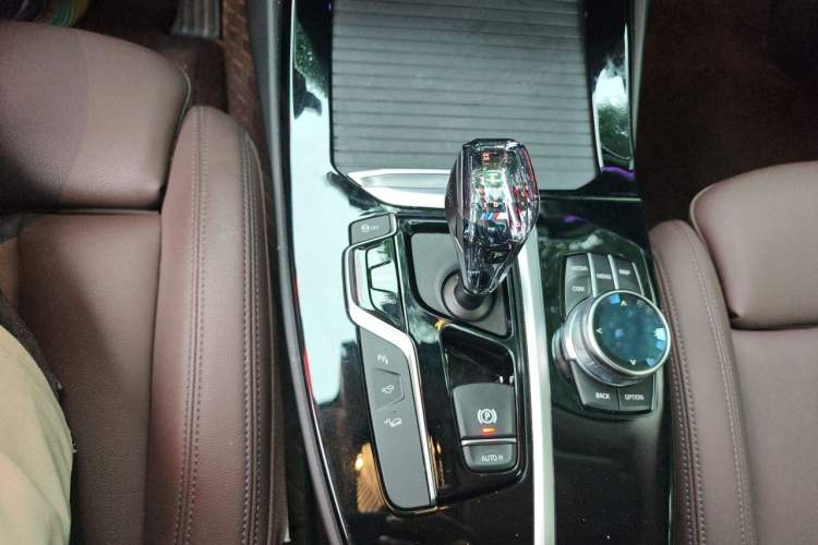 Used BMW X3 2021 xDrive25i M Sport Package Gear Lever