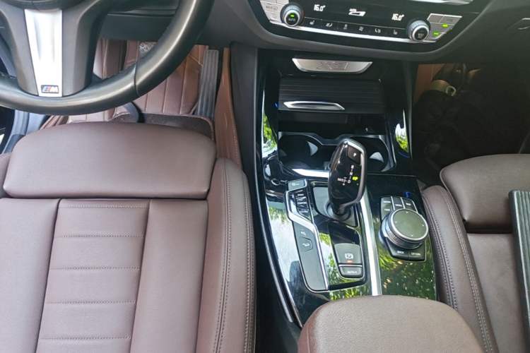 Used BMW X3 2021 xDrive25i Luxury Package Gear Lever