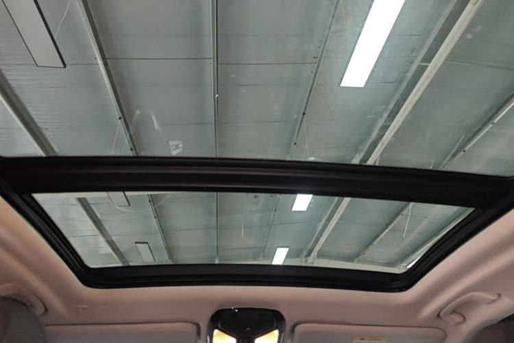 Used BMW X3 2021 xDrive25i Luxury Package Headliner