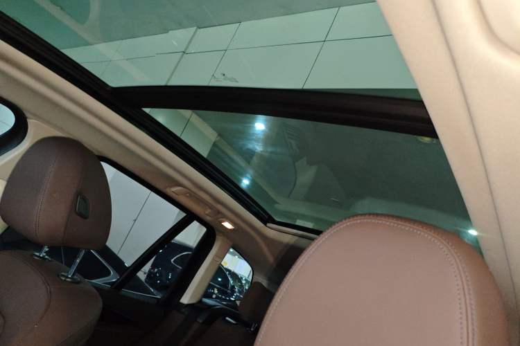 Used BMW X3 2021 xDrive25i M Sport Package Headliner
