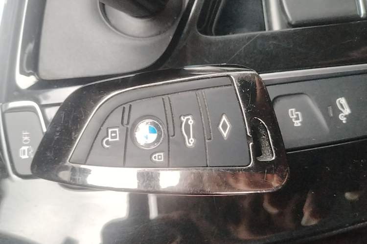 Used BMW X3 2021 xDrive30i Luxury Model with M Sport Package Interior 1