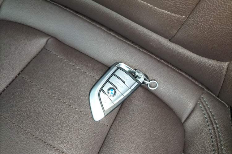 Used BMW X3 2021 xDrive25i Luxury Package Interior 1