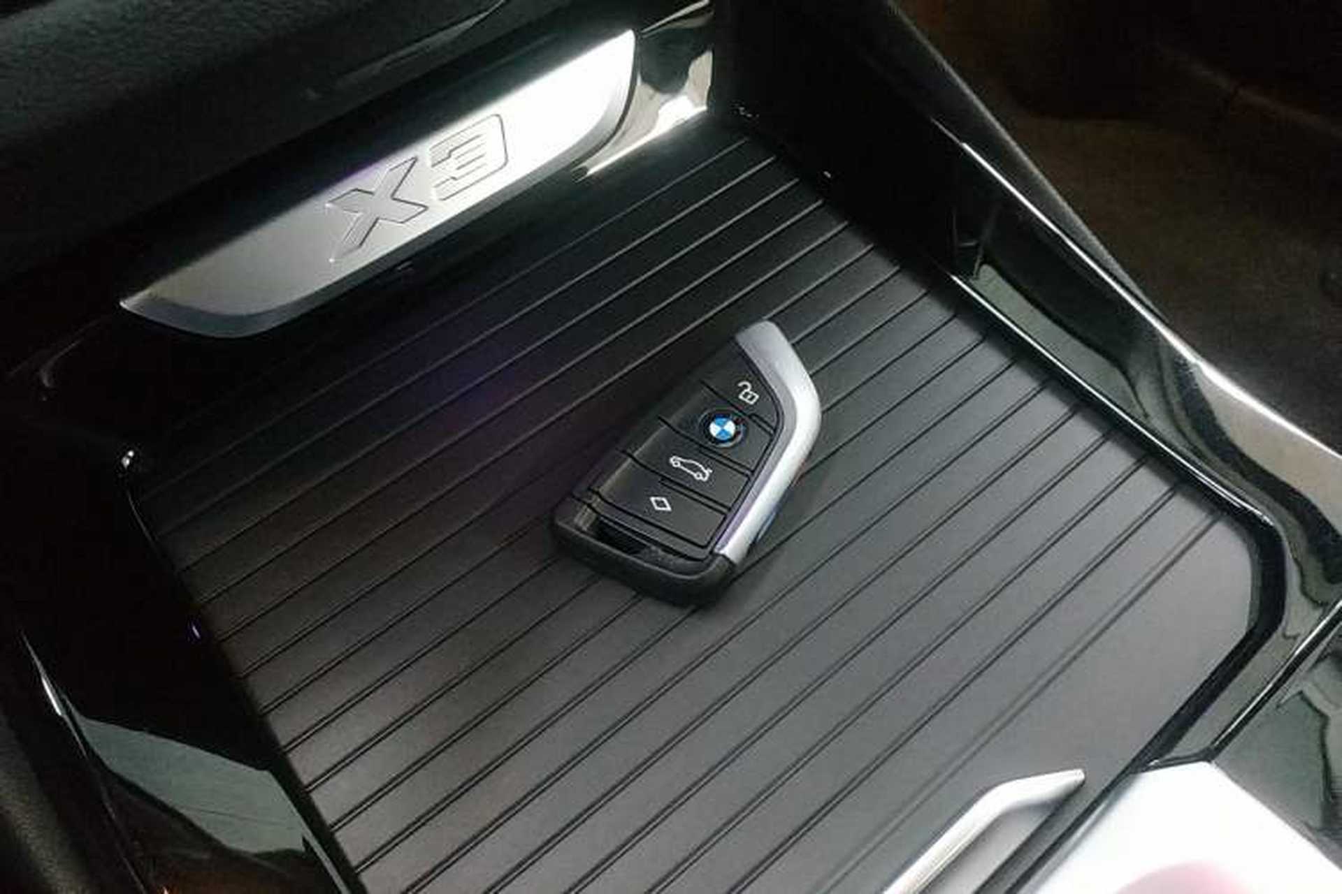 Used BMW X3 2021 xDrive25i M Sport Package Interior 1
