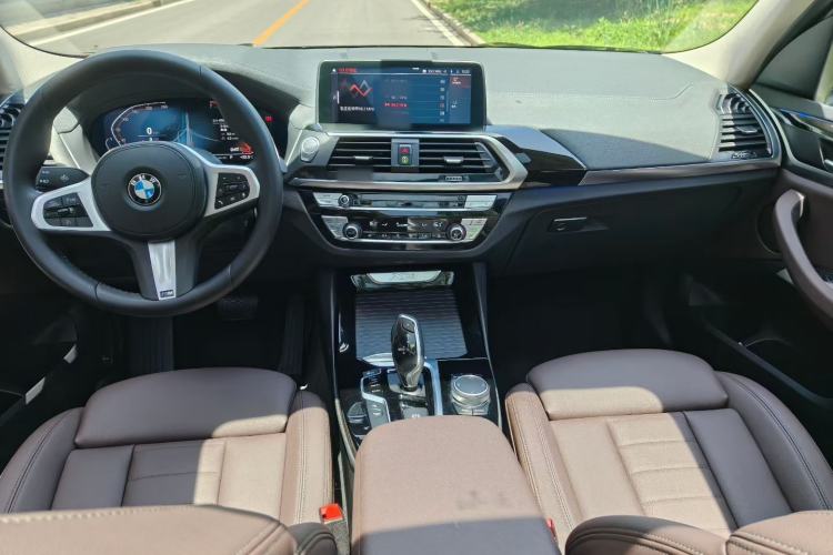Used BMW X3 2021 xDrive25i M Sport Package Interior 2