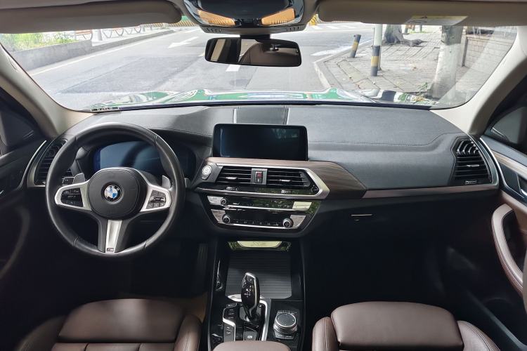 Used BMW X3 2021 Facelift xDrive28i M Sport Package Interior 2