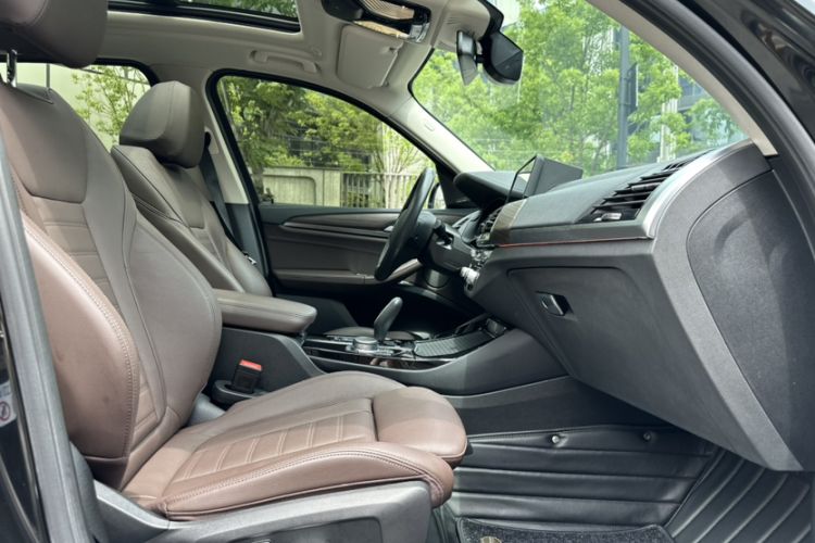 Used BMW X3 2021 Facelift xDrive28i Luxury Package Interior 3