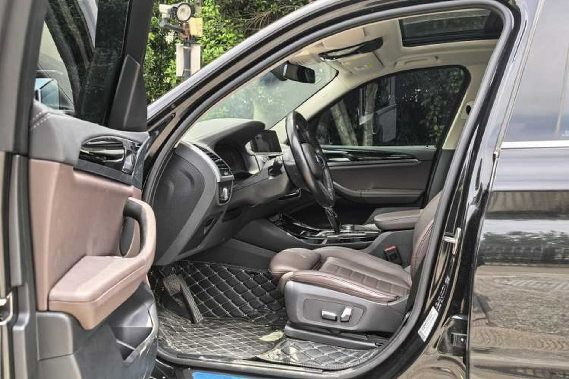 Used BMW X3 2021 Restyled xDrive25i M Sport Package Interior 3