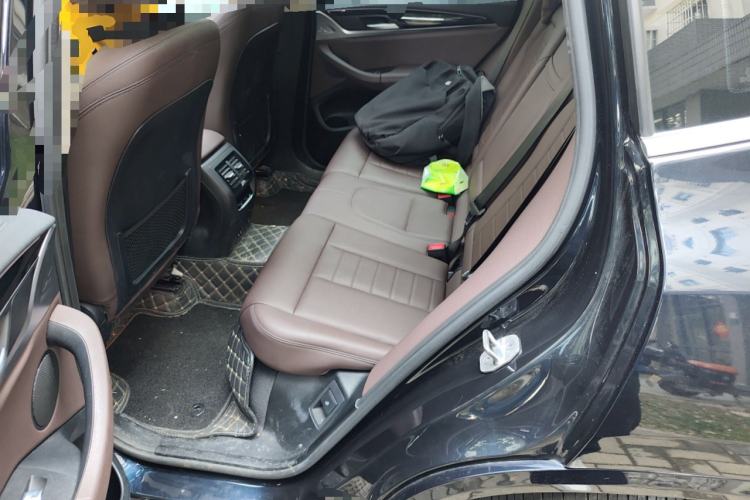 Used BMW X3 2021 xDrive25i M Sport Package Interior 4