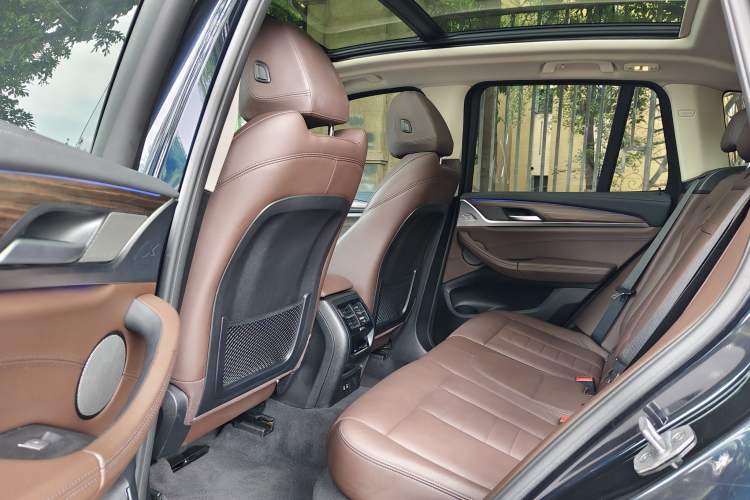 Used BMW X3 2021 Facelift xDrive28i M Sport Package Interior 4