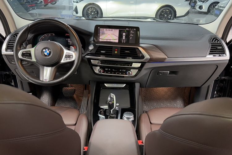 Used BMW X3 2021 Facelift xDrive28i M Sport Package Interior 5
