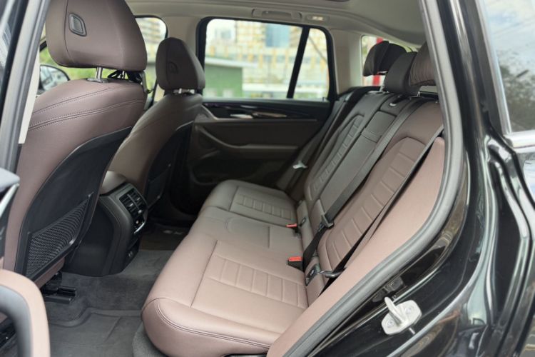 Used BMW X3 2021 Facelift xDrive25i Luxury Package Interior 6