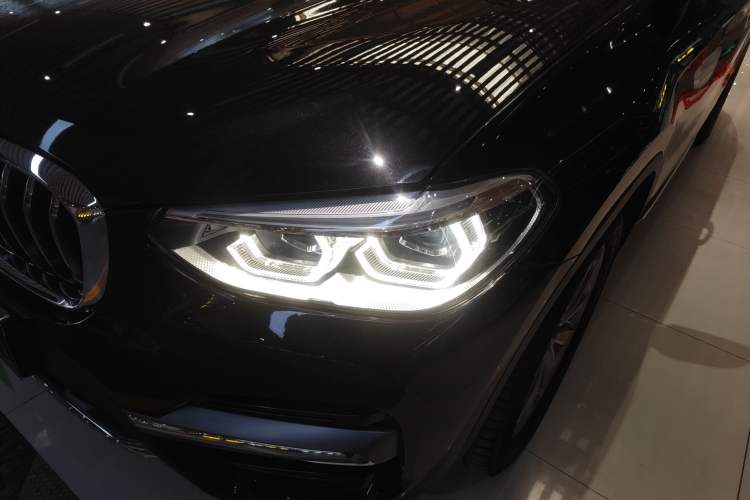 Used BMW X3 2021 xDrive25i Luxury Package Left Front Headlight