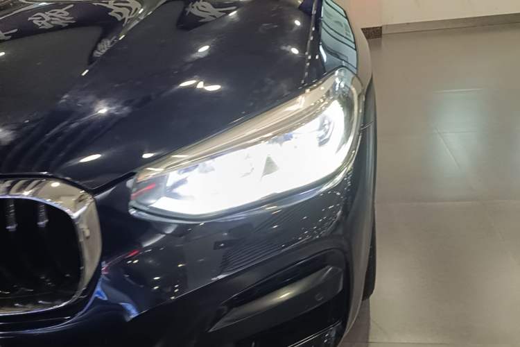 Used BMW X3 2021 Restyled xDrive30i Leading Edition M Sport Package Left Front Headlight