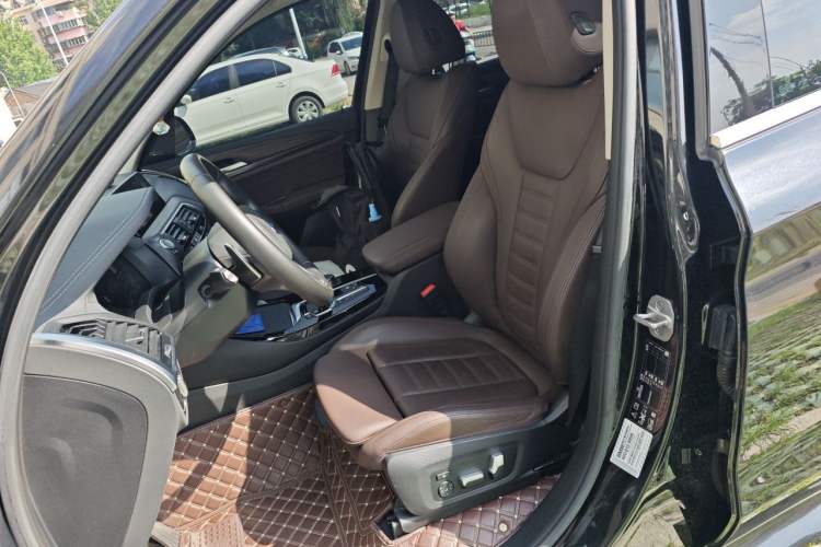 Used BMW X3 2021 xDrive28i M Sport Package Left Front Seat