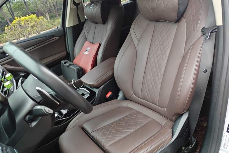 Used BMW X3 2021 Restyled xDrive30i Leading Edition M Sport Package Left Front Seat