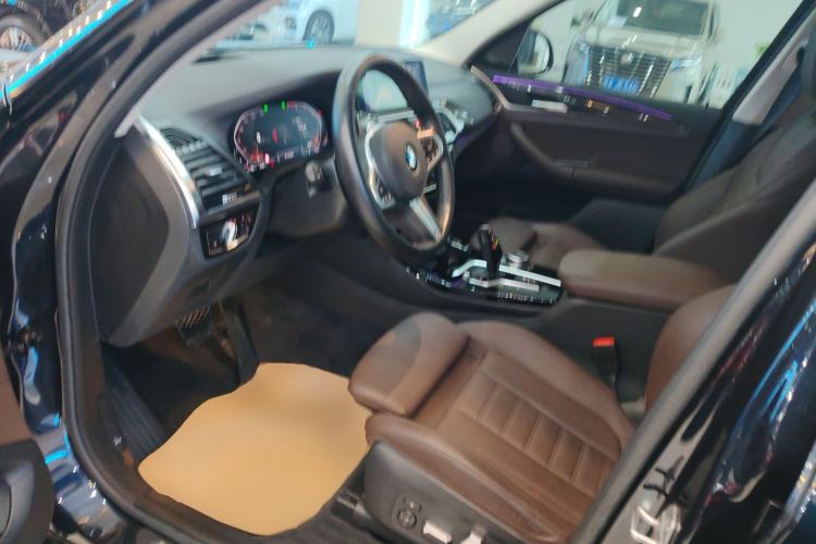 Used BMW X3 2021 xDrive30i Luxury Model with M Sport Package Left Front Seat