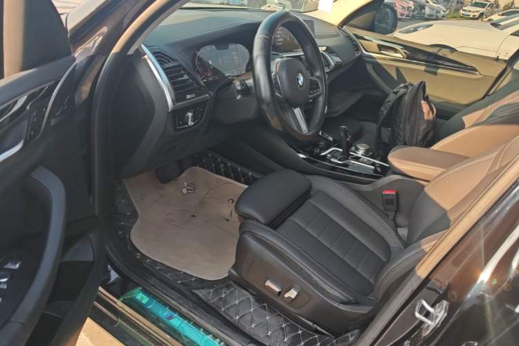 Used BMW X3 2021 xDrive25i M Sport Package Left Front Seat