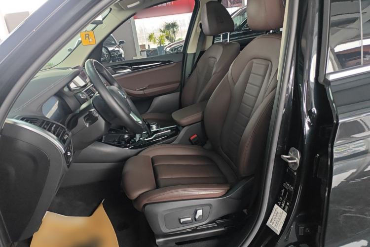 Used BMW X3 2021 xDrive25i Luxury Package Left Front Seat
