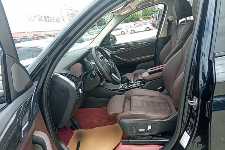 Used BMW X3 2021 xDrive30i Luxury Model with M Sport Package Left Front Seat