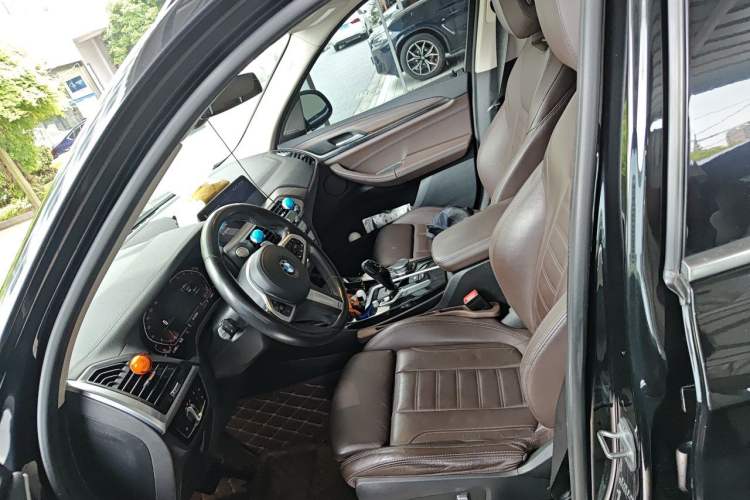 Used BMW X3 2021 xDrive28i M Sport Package Left Front Seat