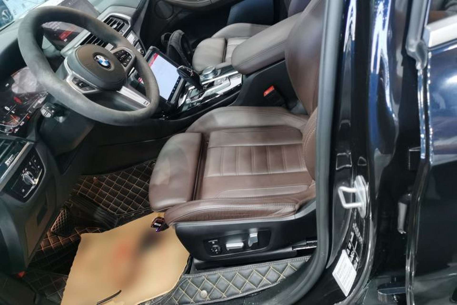 Used BMW X3 2021 xDrive28i M Sport Package Left Front Seat