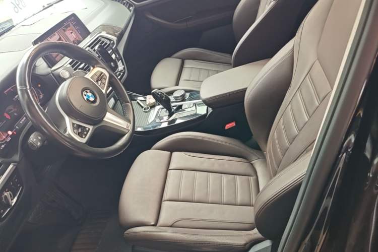 Used BMW X3 2021 xDrive30i Luxury Model with M Sport Package Left Front Seat