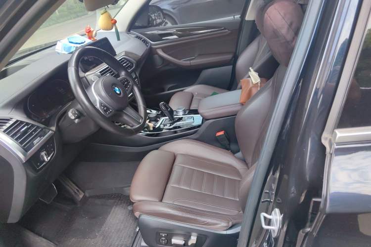 Used BMW X3 2021 xDrive30i Luxury Model with M Sport Package Left Front Seat