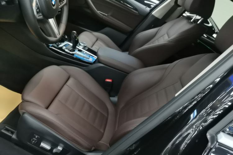Used BMW X3 2021 xDrive30i Luxury Model with M Sport Package Left Front Seat