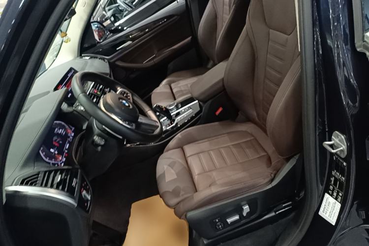 Used BMW X3 2021 Restyled xDrive30i Leading Edition M Sport Package Left Front Seat