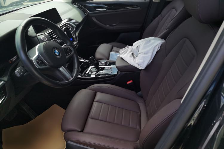 Used BMW X3 2021 Restyled xDrive25i M Sport Package Left Front Seat