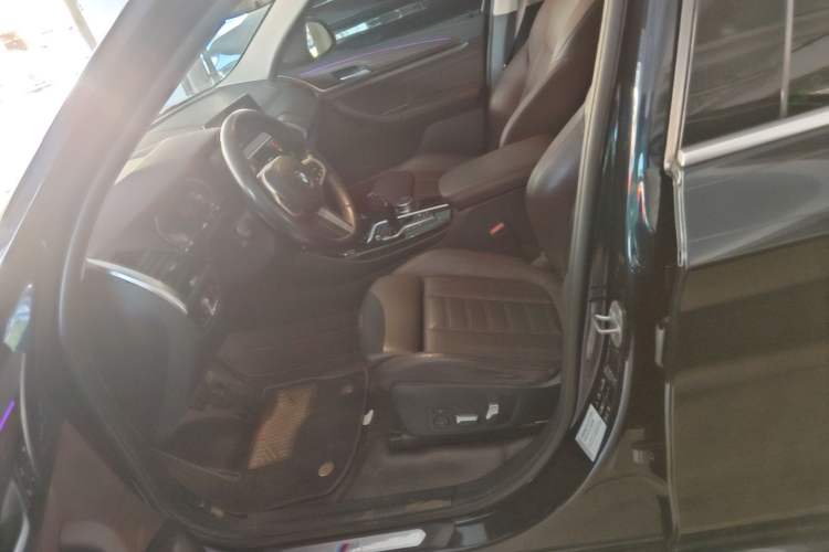 Used BMW X3 2021 xDrive28i M Sport Package Left Front Seat
