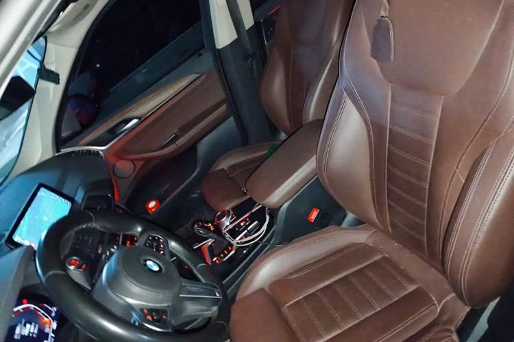 Used BMW X3 2021 xDrive30i Luxury Model with M Sport Package Left Front Seat