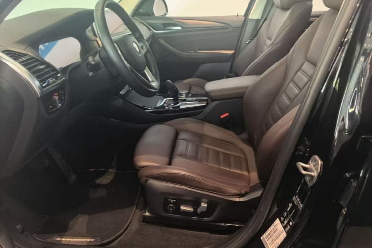 Used BMW X3 2021 xDrive28i Luxury Package Left Front Seat