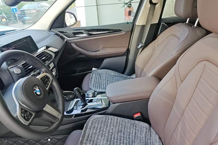 Used BMW X3 2021 xDrive25i M Sport Package Left Front Seat