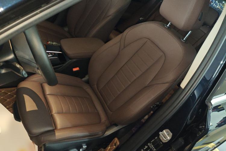 Used BMW X3 2021 xDrive25i M Sport Package Left Front Seat