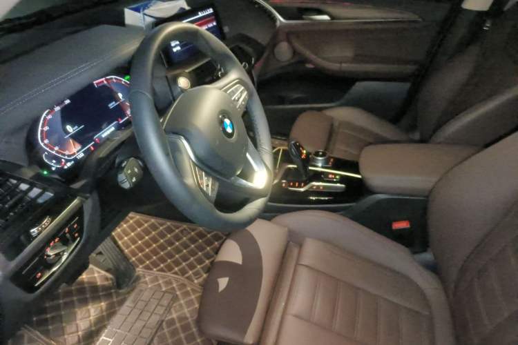 Used BMW X3 2021 Facelift xDrive28i Luxury Package Left Front Seat