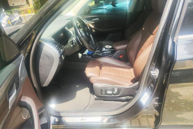 Used BMW X3 2021 xDrive28i M Sport Package Left Front Seat