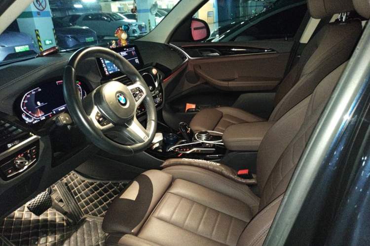 Used BMW X3 2021 xDrive25i M Sport Package Left Front Seat