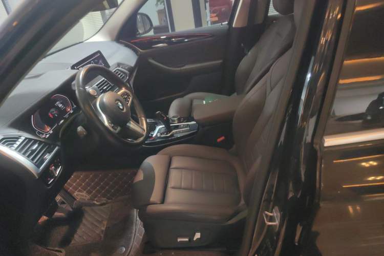 Used BMW X3 2021 Restyled xDrive25i M Sport Package Left Front Seat