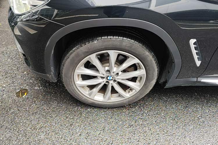 Used BMW X3 2021 Facelift xDrive28i M Sport Package Left Front Wheel Hub