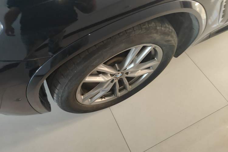 Used BMW X3 2021 xDrive28i M Sport Package Left Front Wheel Hub