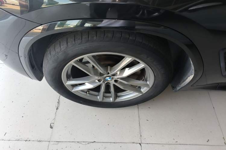 Used BMW X3 2021 xDrive25i M Sport Package Left Front Wheel Hub