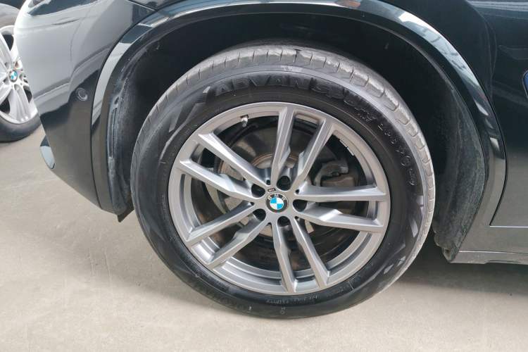 Used BMW X3 2021 Facelift xDrive28i M Sport Package Left Front Wheel Hub