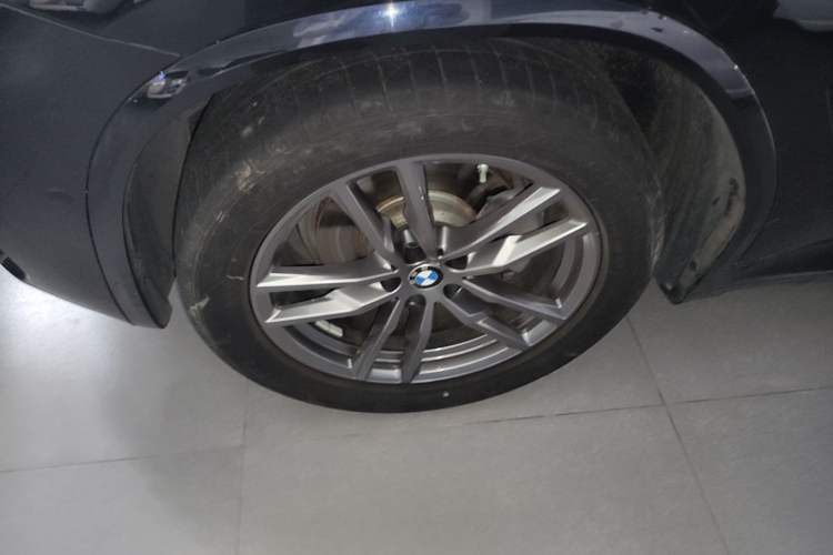 Used BMW X3 2021 Facelift xDrive28i M Sport Package Left Front Wheel Hub